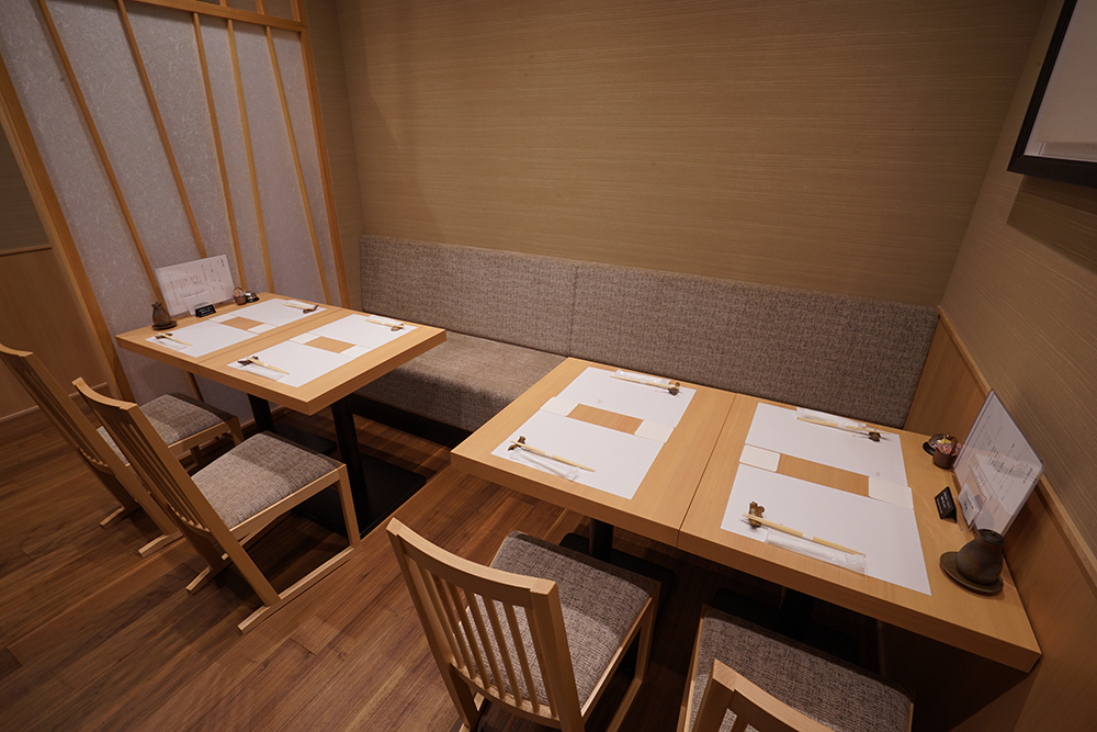 新宿区 日本料理　店舗設計の施工事例